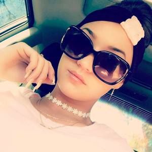 Meet your Posher, Corissa